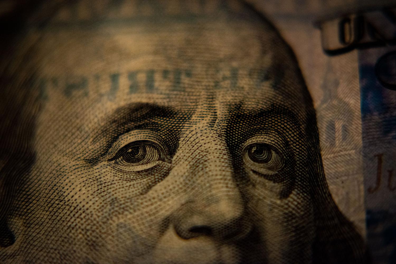 Benjamin Franklin currency image by Adam Nir via Unsplash