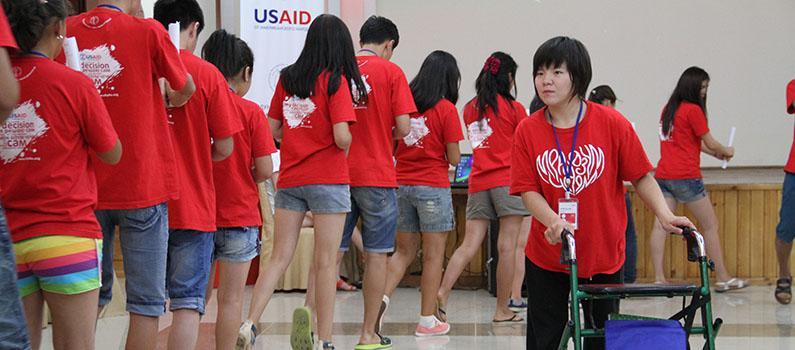 During IFES’ Democracy Camps, young people from across Kyrgyzstan engage in interactive activities with their peers to learn more about the political and electoral process.