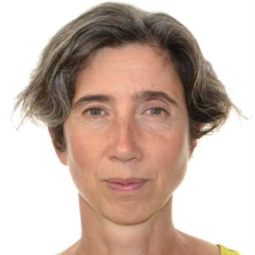 Hannah Roberts Headshot