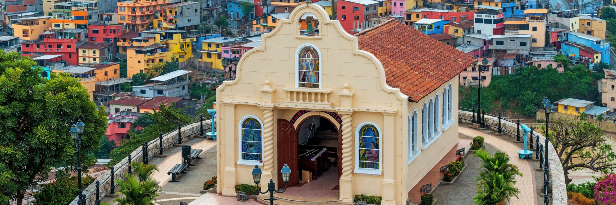 Image of city scape in Ecuador. 